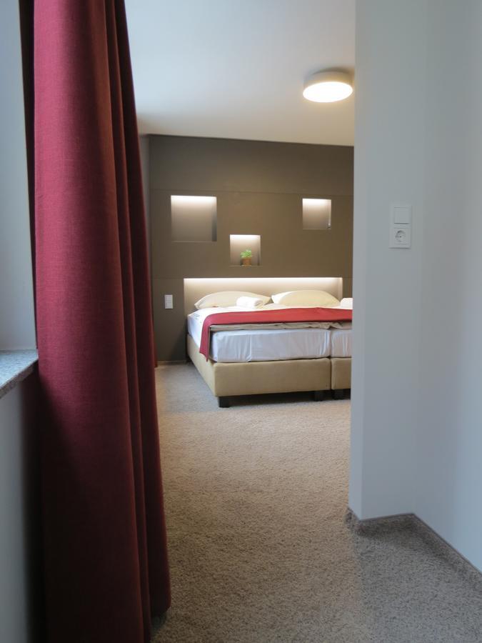 Hotel Neuthor Ulm Exterior photo